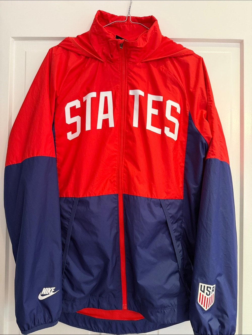 Men's Nike Red and Navy USA 'STATES' Windbreaker Jacket-Excellent Condition